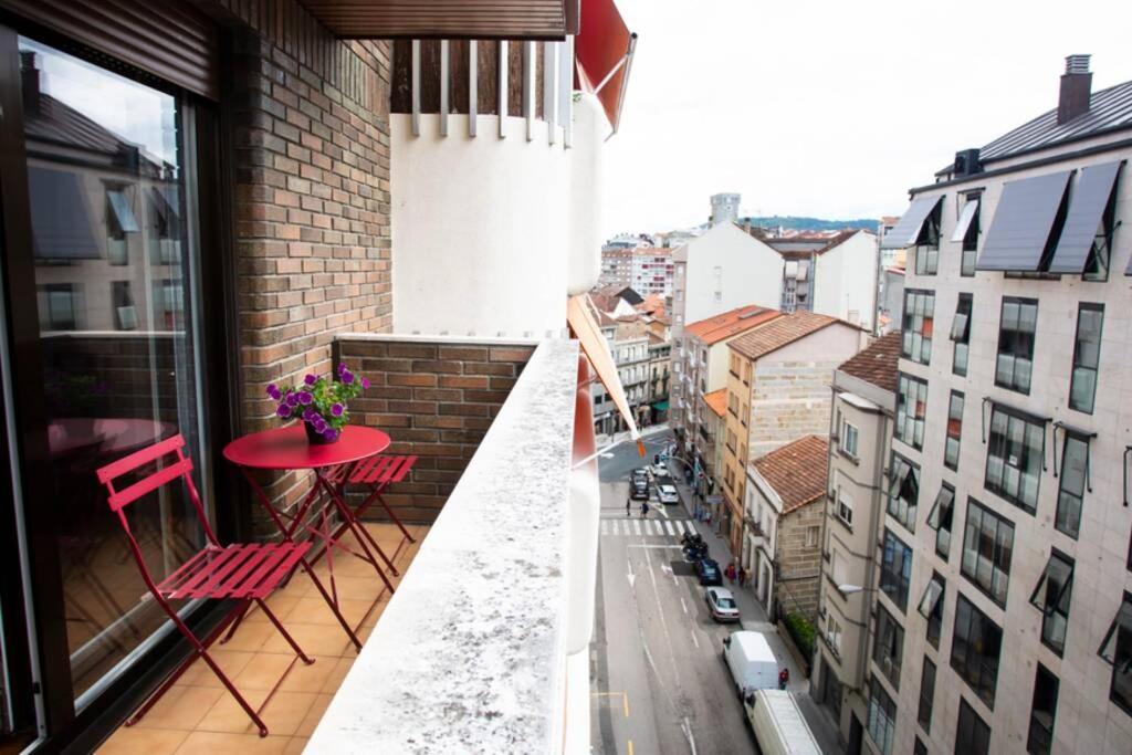 Piso Luminoso Y Tranquilo En Ourense Apartamento Exterior foto